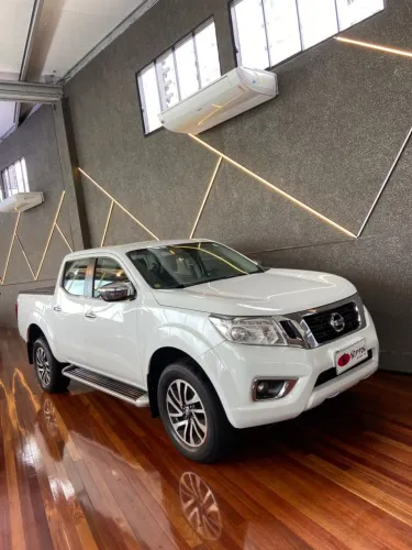 Nissan Frontier XE CD 4X4 2.3 Bi-TB Diesel Aut. 2022