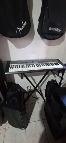 TECLADO CASIO CTK - 1300