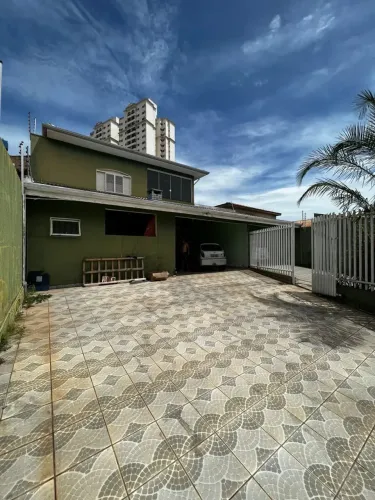 Imóvel para aluguel e venda possui 400 metros quadrados com 8 quartos em Quilombo - Cuiabá