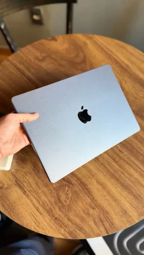 MacBook Pro M3 14? 18GB 512 SSD