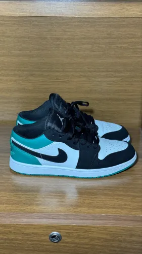 Tênis Nike air Jordan 1 low White Black Mystic Green