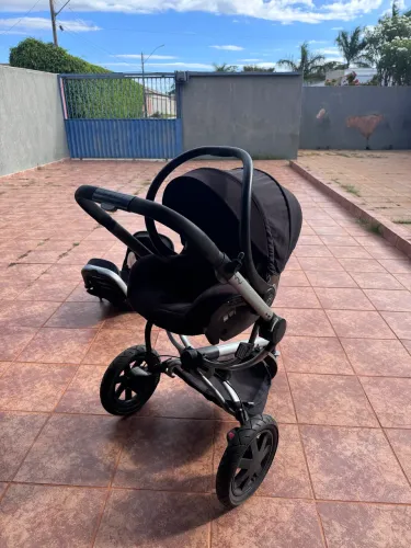 Kit Carrinho Quinny - Bebê Conforto Maxi Cosi