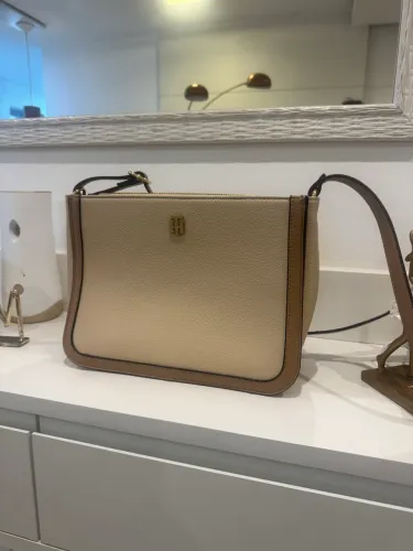 Bolsa transversal tommy hilfinger