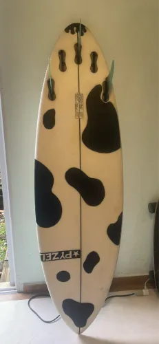 prancha de surf pyzel 5?10 the ghost