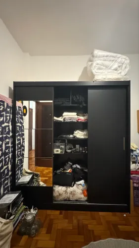 Armário guarda roupas Preto 1,94m com espelho