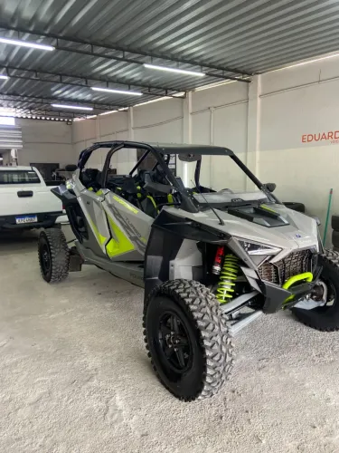 UTV Polaris Turbo R 2022