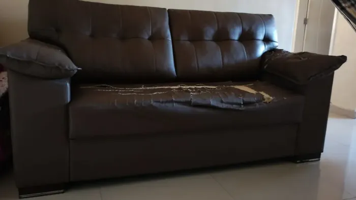 Vendo Sofá 3 Lugares