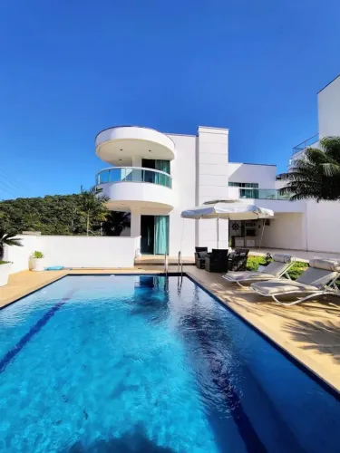 Casa para Venda em Balneário Camboriú, Ariribá, 4 dormitórios, 2 suítes, 4 banheiros, 4 va