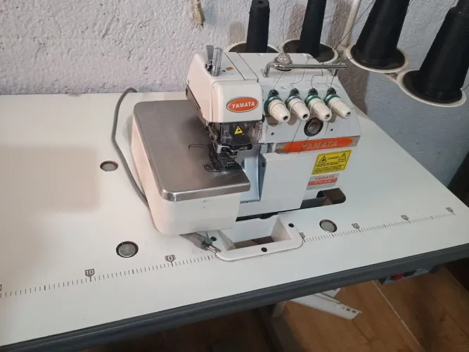 Máquina de costura