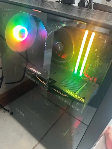 PC Gamer 32GB RAM RTX4060 8GB Ryzen 5