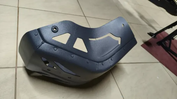 Protetor Carter Givi Aluminio Pintura Cinza Eletropó - Estado de Zero.