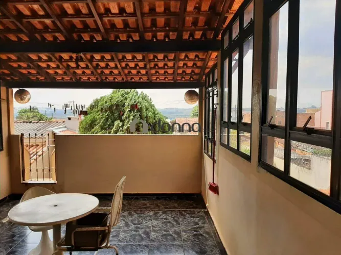 Sobrado residencial à venda em Uberaba (Jardim Uberaba)  6 quartos, 3 vagas, varanda gourm