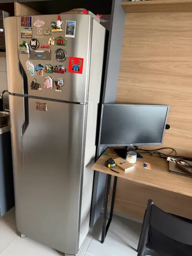 Geladeira inox Frost free Electrolux 371 L