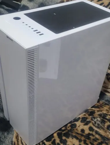 Gabinete Gamer Redragon Black Bed