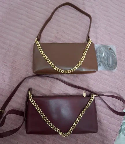 Vendo Bolsas Pequenas, com 2 opções de alças. 