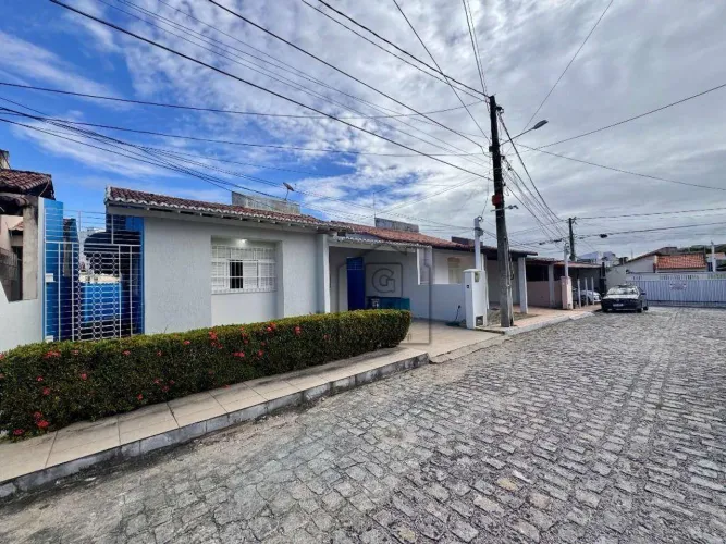 Casa em condomínio para alugar em Nova Parnamirim com 3 quartos, suíte, quintal e piscina