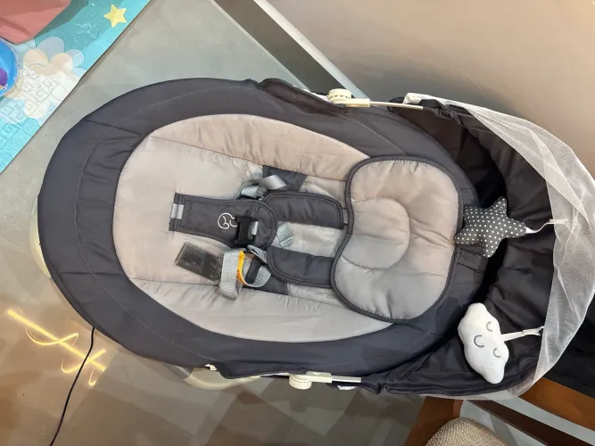 Vende-se cadeirinha de balanço Galzerano