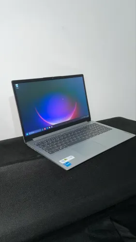 Lenovo IdeaPad 1 15IAU7