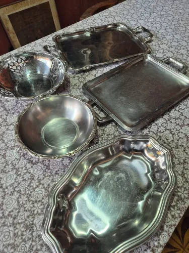Travessas de inox