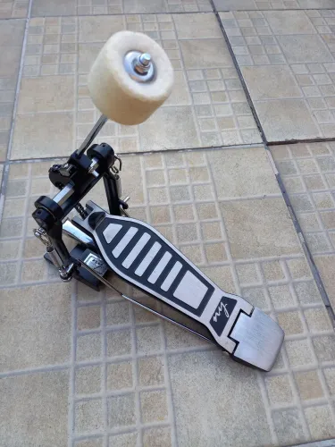 Pedal de bumbo novo mola dupla