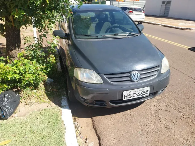 Volkswagen Fox City 1.0mi/ 1.0mi Total Flex 8V 3P 2004