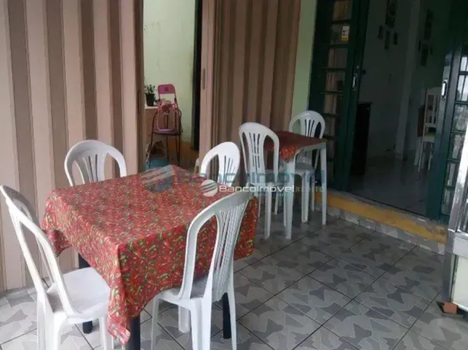 Casa com 3 dormitórios para alugar, 135 m² por R$ 4.195,08/mês - Vila Castelo Branco - Cam