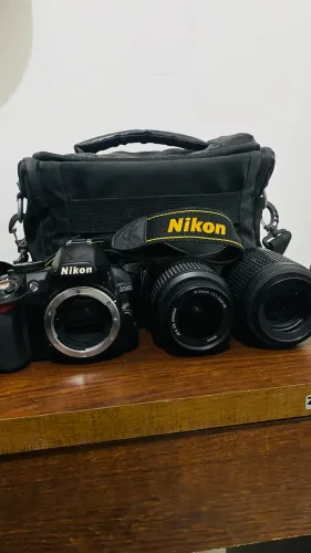 Câmera Nikon D3100 com bag e lentes 18-55 e 55-200