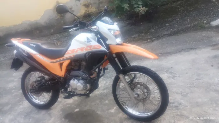 Vendo minha linda Bros 160 ano 2018