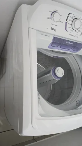 Máquina de lavar Eletrolux 16kg
