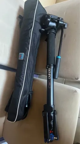 Monopé para Câmeras e Filmadoras - Benro (Profissional)