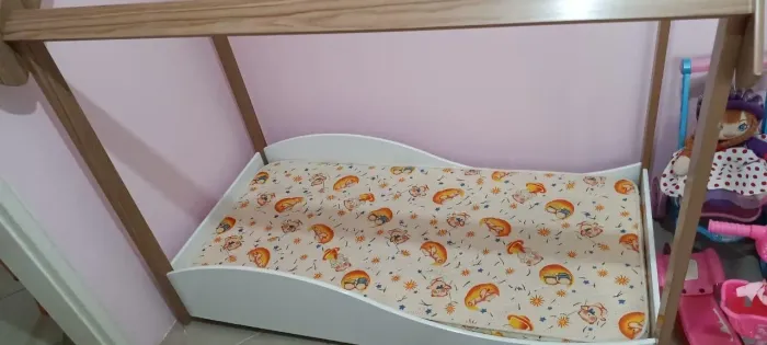Cama infantil modelo casa