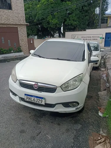 Fiat Grand Siena Attrac. 1.4 EVO F.flex 8V 2016