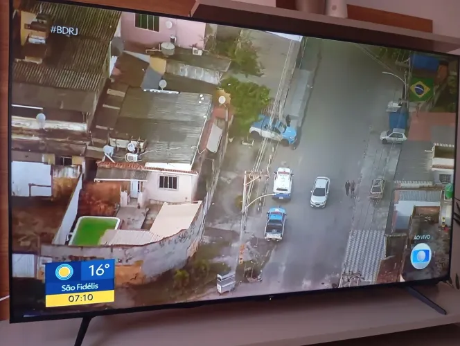 Vendo tv TCL 65 polegadas Smart semi nova 