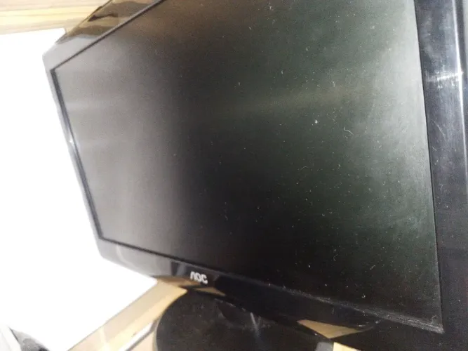 MONITOR AOC 19 POLEGADAS
