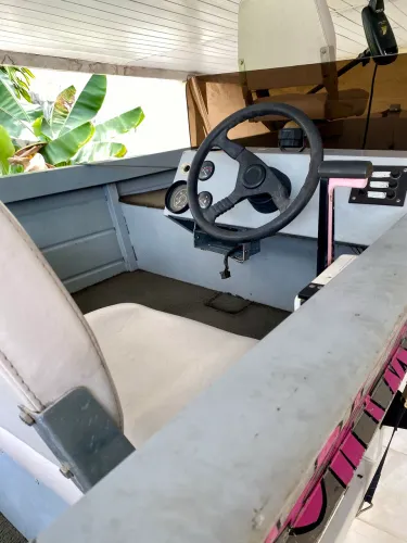 Bote para pesca e passeio 