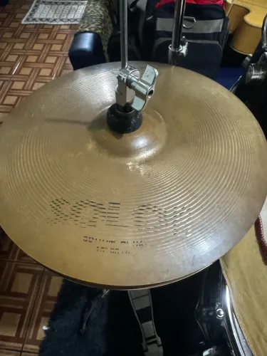 Prato hi-hat Orion Solo Pro 13 pol liga B10 - Usado em excelente estado
