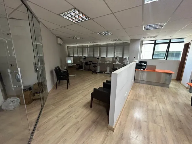 SALA COMERCIAL DE 90M² NO BELVEDERE