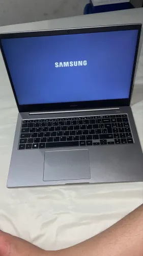 Notebook Samsung Book E20 - 4GB RAM