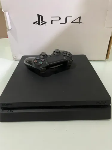 PlayStation 4 slim