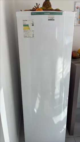 Geladeira Consul 240 Litros CRC28FBBNA10 - Excelente Estado