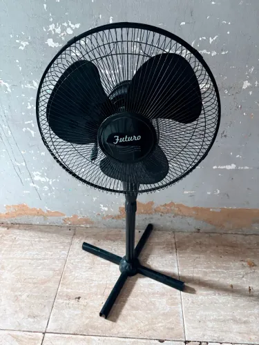 Ventilador de Coluna - 3 Hélices