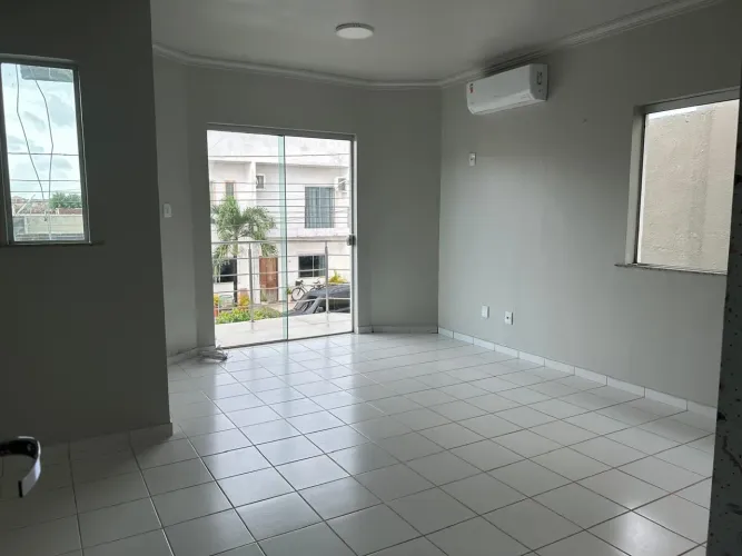 Alugo excelente casa no cidade jardim 2