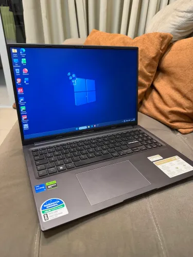 Asus Vivobook 16x