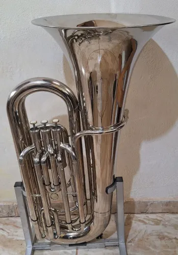 Tuba Weril J370 3/4 de 3 pistos em Sib.