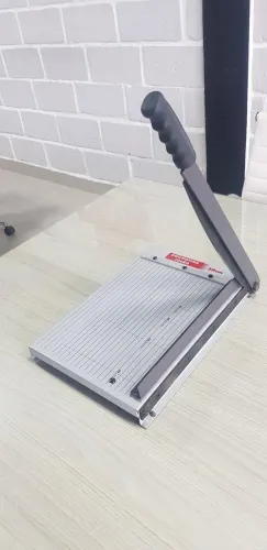 Guilhotina Facão 30cm - Nunca Usada!