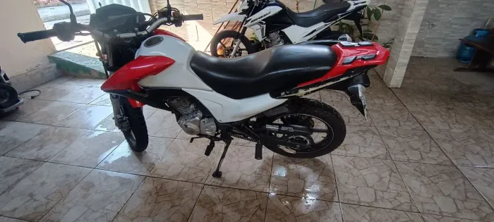 Vendo único dono em dia não tem multa