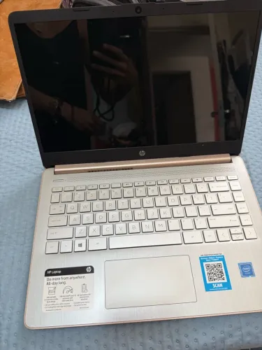 Notebook HP 14" Celeron N4020 4GB RAM 64GB - Ótimo estado