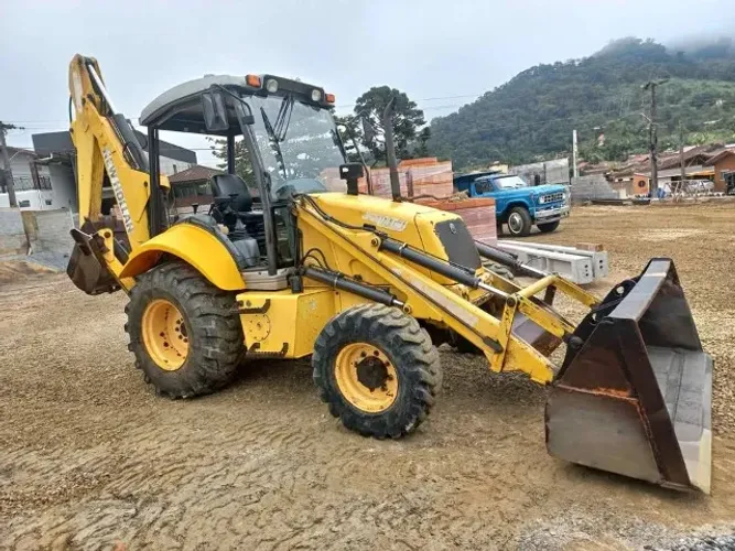 Retroescavadeira modelo LB110 2010 