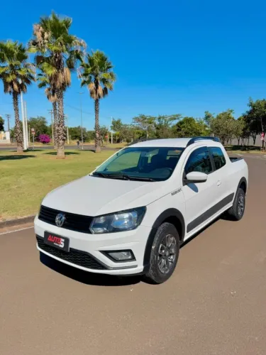 Volkswagen Saveiro Robust 1.6 Total Flex 8V CD 2020