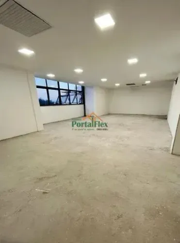 Prédio à venda e locação em Praia do Canto - Vitória/ES